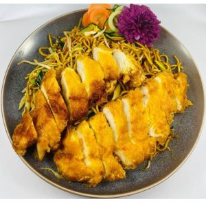 Panierte Huhn Gebratene Nudeln