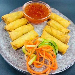 Frühlingsrolle Veg Gebratene Nudeln
